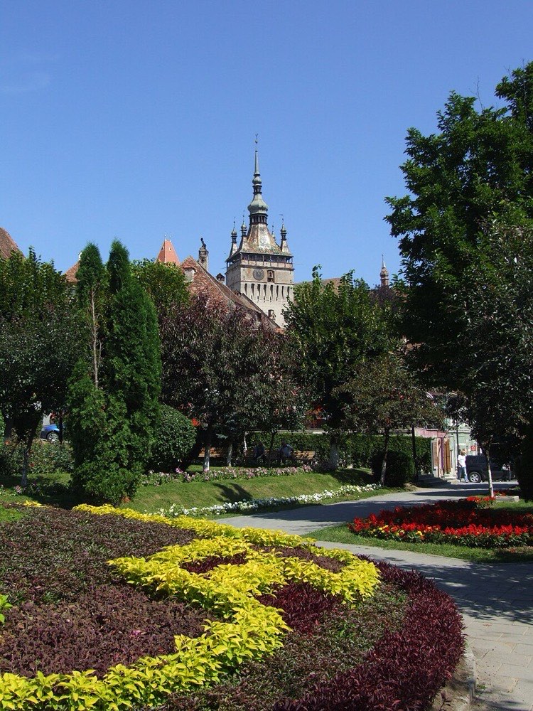 Turnul cu Ceas din Sighisoara, vazut din parcul de langa cetate