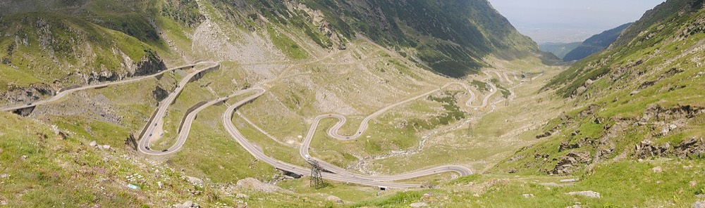 Panorama Transfagarasanului pe versantul nordic, in judetul Sibiu
