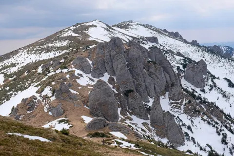 Muntii Ciucas — langa Dracula Land
