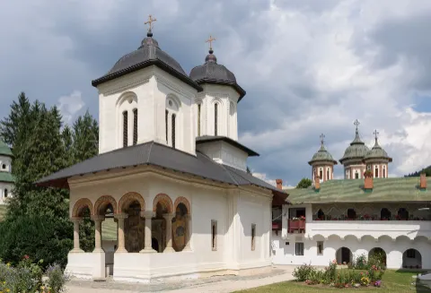 Sinaia — langa Dracula Land
